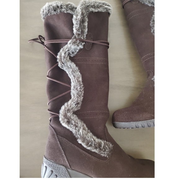 Bass Kiana Water Resistant Boots - Picture 5 of 12